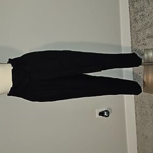 A.N.D. A New Day Black Capri Pants Sz 6 Cinch waist W/ Tie Belt VGUC